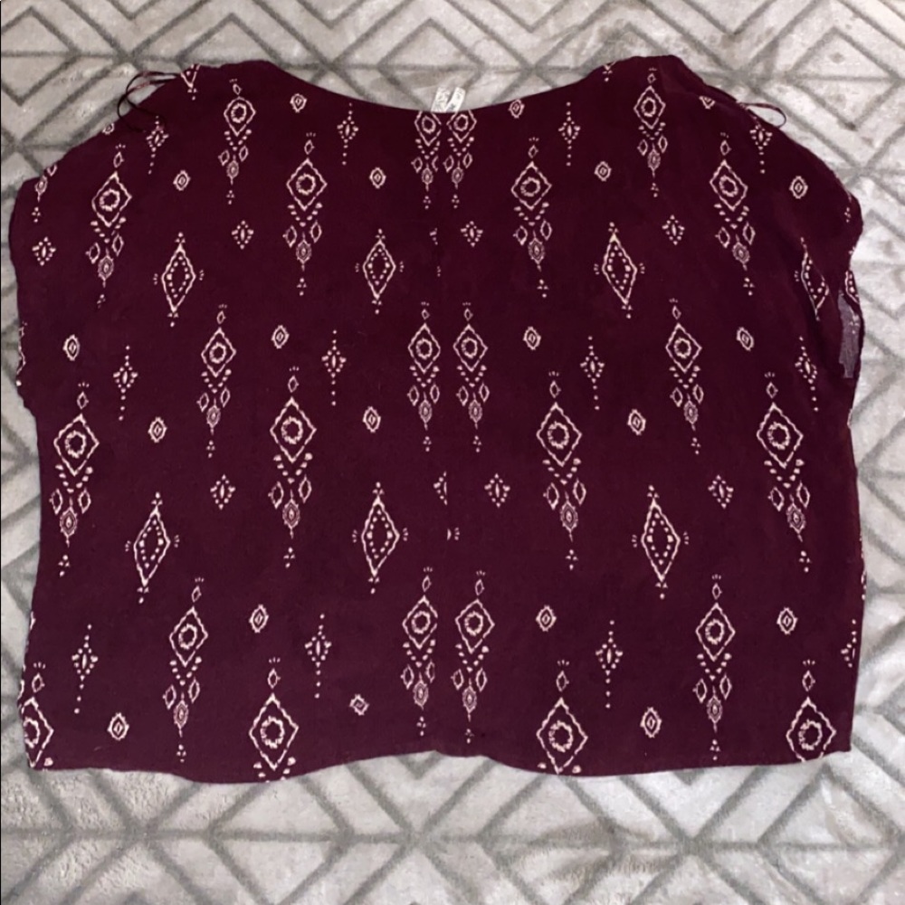 Maroon blouse - Picture 2 of 2